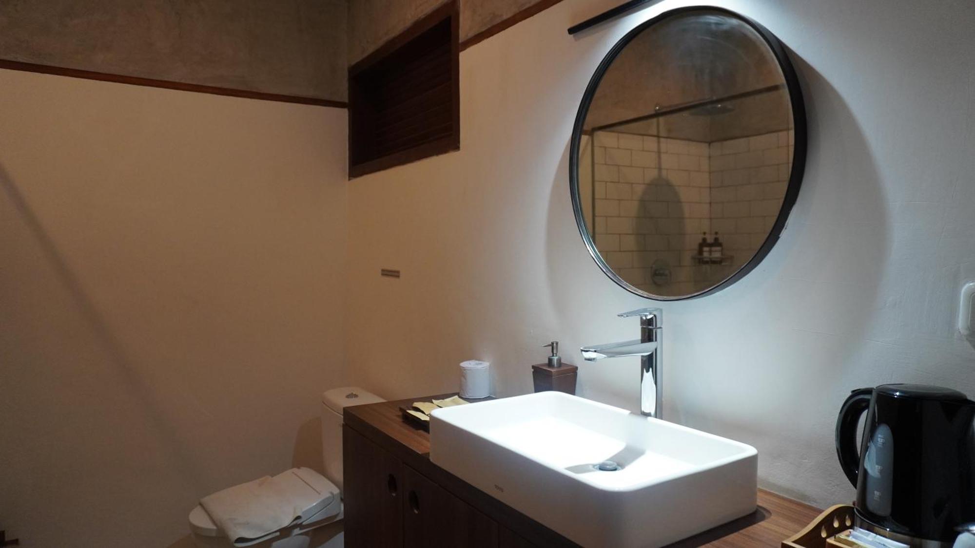 Ratan Uluwatu Hotel And Villas Екстер'єр фото
