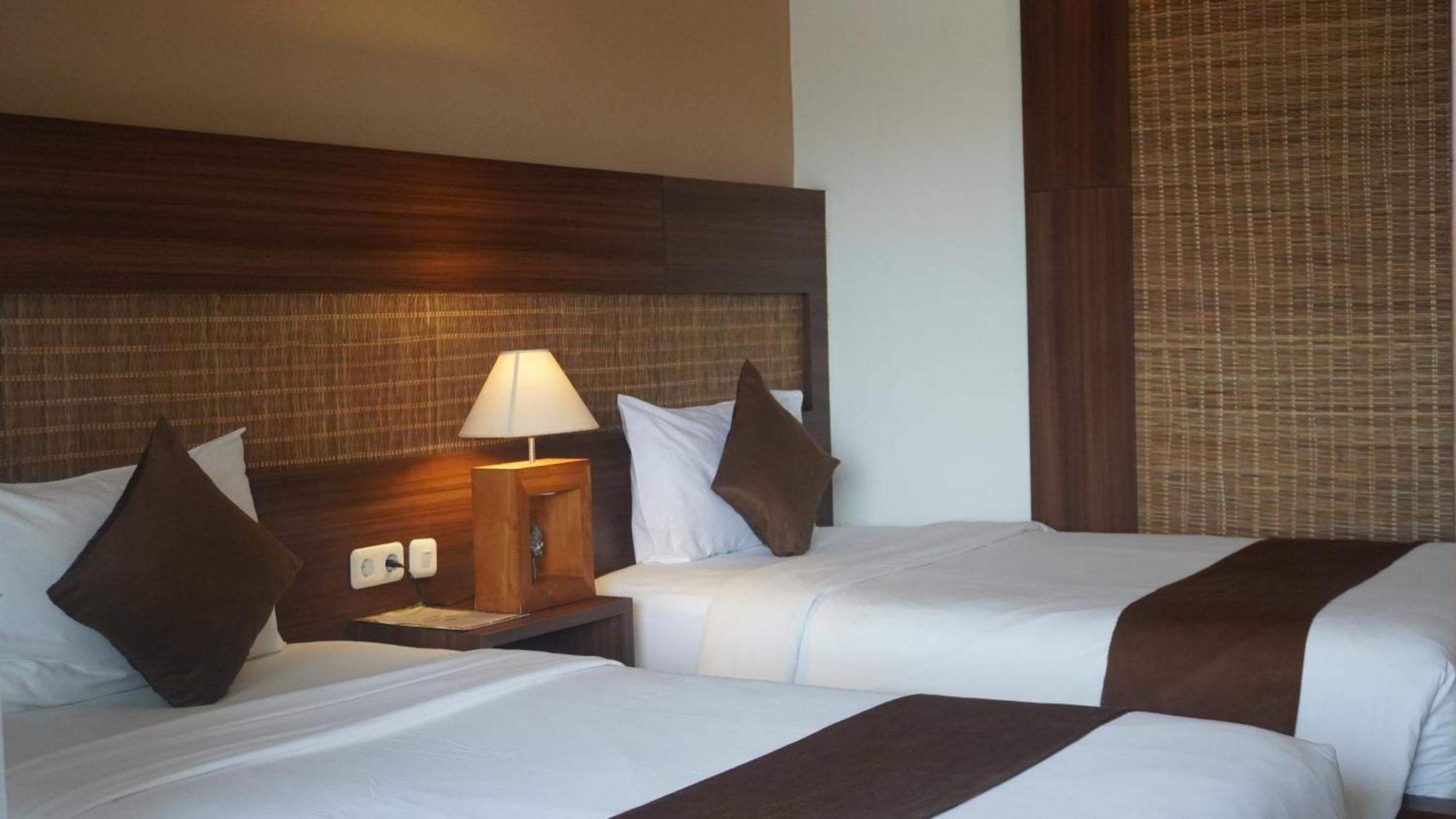 Ratan Uluwatu Hotel And Villas Екстер'єр фото
